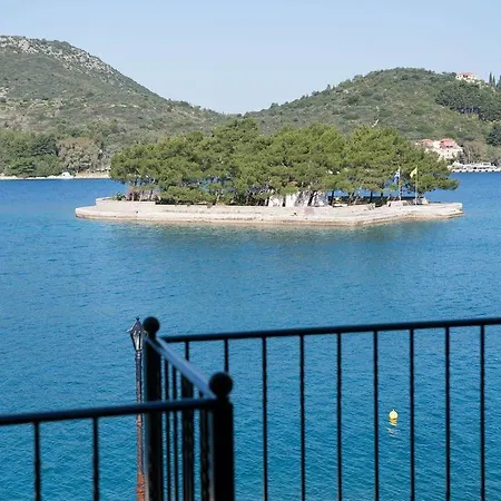 Lazaretto Palace Διαμέρισμα Βαθύ