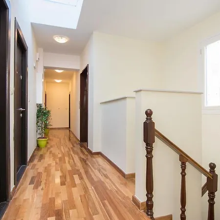 Apartment Lazaretto Palace